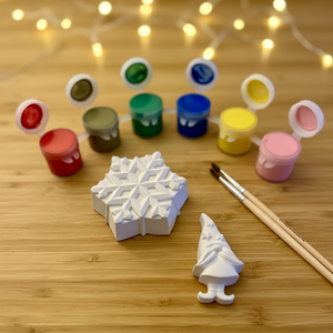 Santa Face & Gnome Kit with paints and brushes