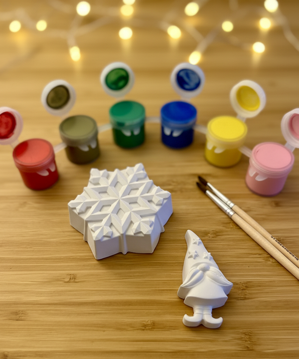 Santa Face & Gnome Kit with paints and brushes
