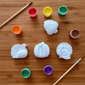 Thanksgiving Set - Unpainted with 6 Paint Pots and 2 Brushes
